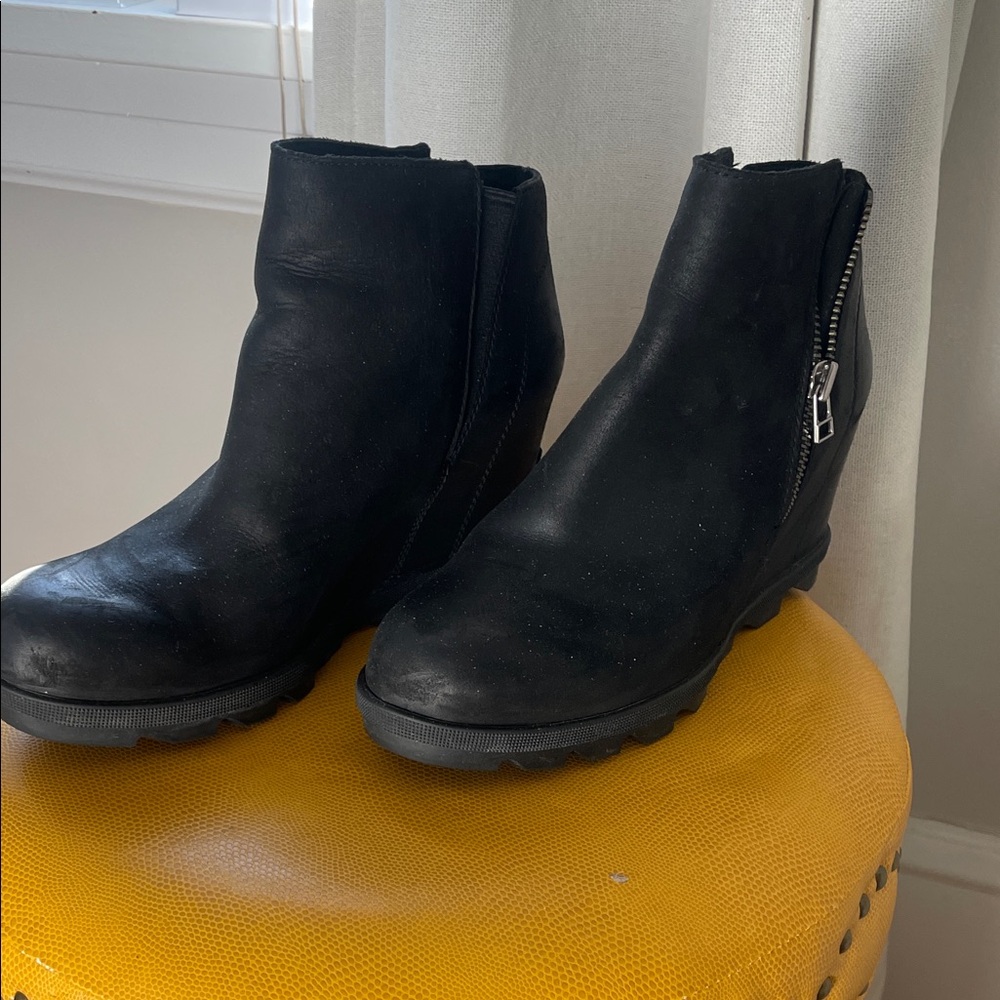 Sorel Black Wedge Ankle Booties